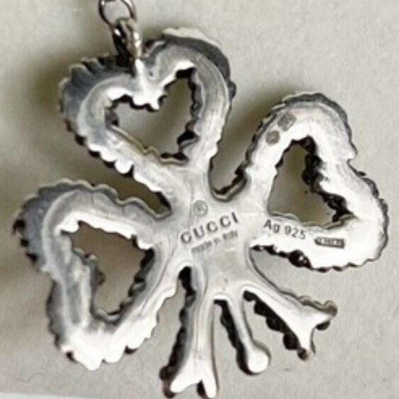 Gucci authentic clover necklace - Picture 4 of 5